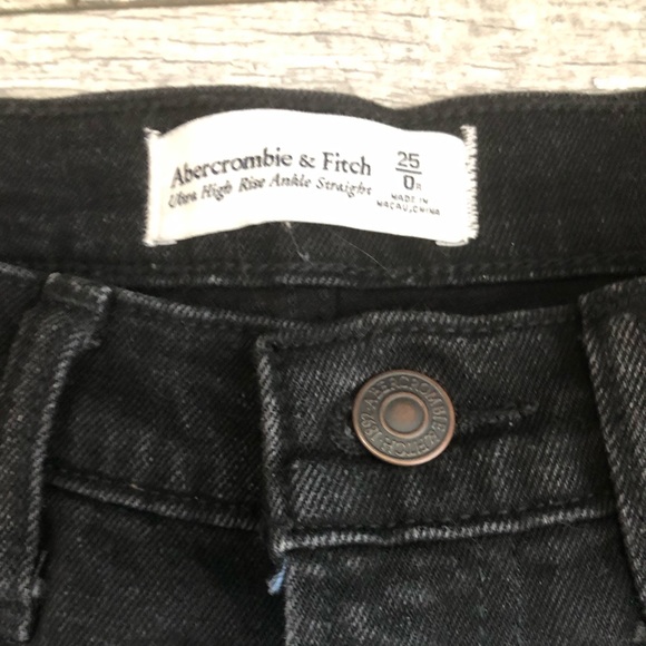 Abercrombie Ultra Hise Rise Ankle Straight Black Jeans - Picture 5 of 5